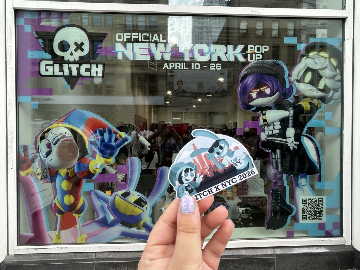neeons_art's tweet photo. The Glitch NYC Pop Up Shop was so much fun! Everyone was super nice and I spent way too much time in there!

I ended up putting my freebie sticker on the drawing wall!

#theamazingdigitalcircus #tadc #jax #pomni https://t.co/BG6mQWP236