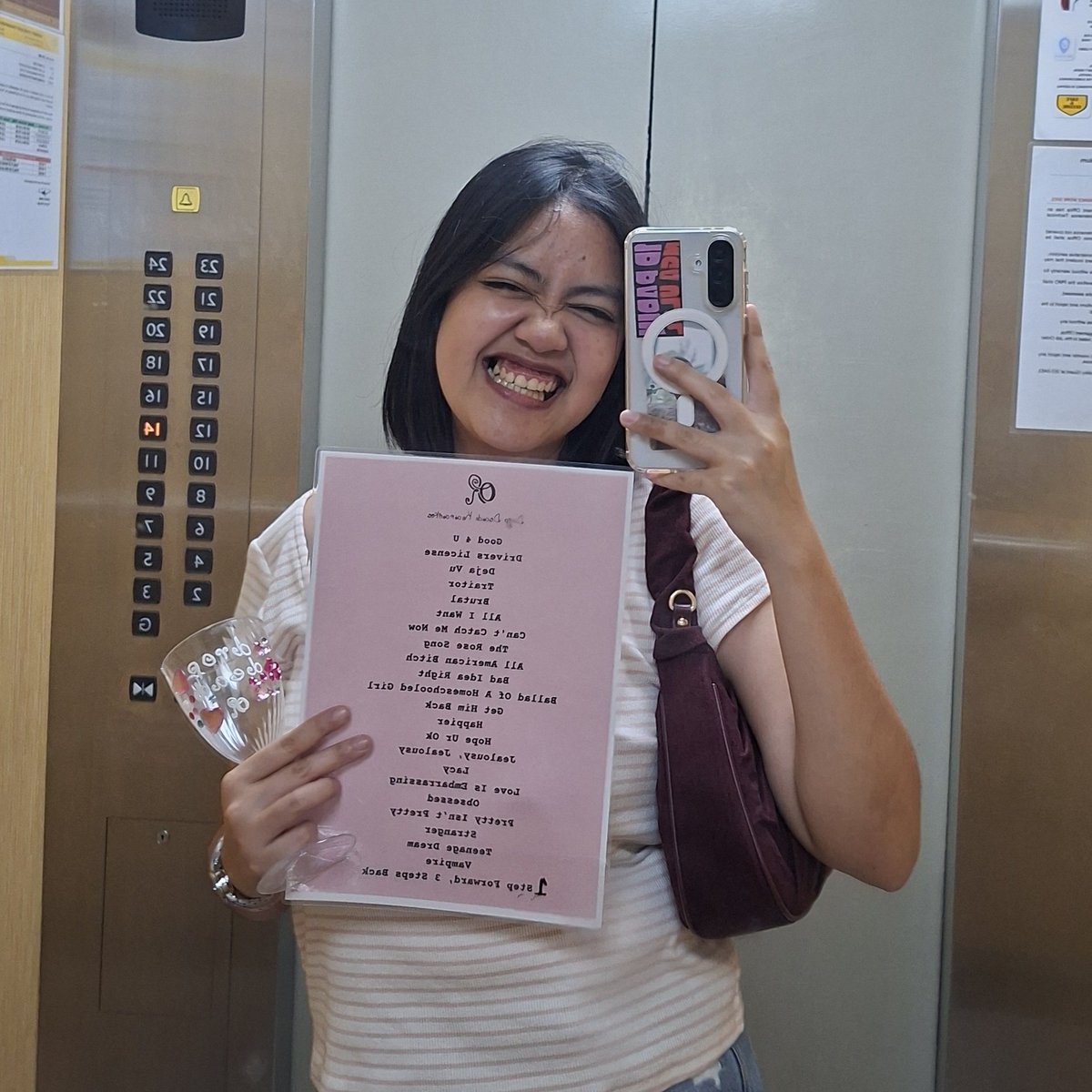 cielo ❯❯❯❯ tweet media