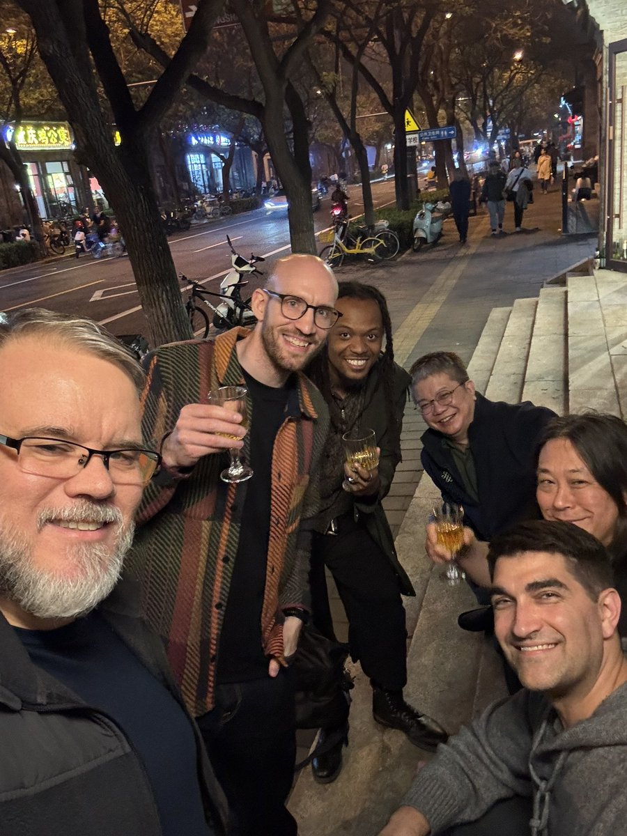 Cam in Shanghai tweet media