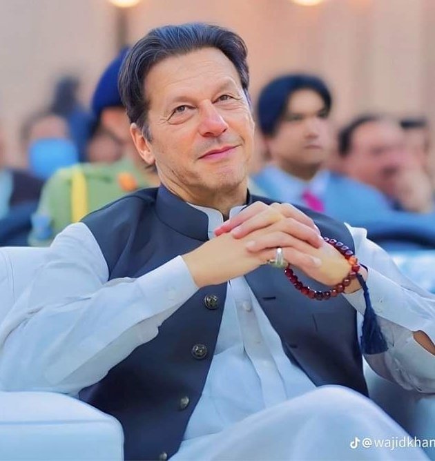 یہ وقت اتحاد کا پیغام دینے کا ہے۔
تقسیم نہیں، یکجہتی کی ضرورت ہے۔
قیادت کو مثال بننا ہوگا۔
#ActNowPTILeadership <a href="/DollDora377/">Doll Dora</a> <a href="/Team_IKF/">Imran Khan Force</a>