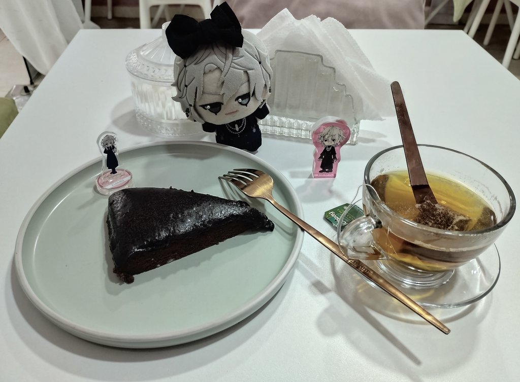 shizan☂︎🍫🍷ᅠᅠᅠᅠᅠᅠᅠᅠᅠᅠᅠᅠᅠᅠᅠ tweet media