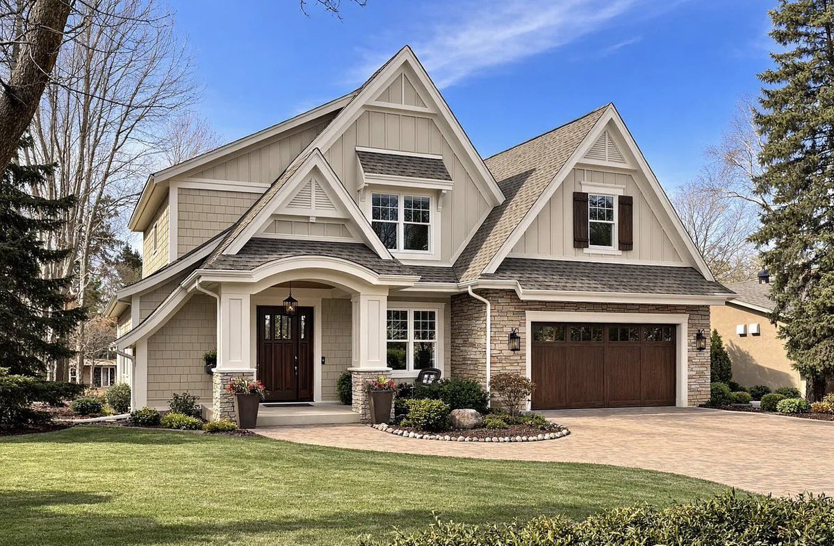 polovitz's tweet photo. Congratulations to our clients who are under contract on this stunning East Edina property! 

Property: 5500 Halifax Lane | Edina, Minnesota
Listed at: $2.4M
Listed by: Sara Moran | Lakes Sotheby's International Realty
Representing Buyer: #POLOVITZGROUP @Compass 
Status: PENDING https://t.co/ZAqlk1MZfq