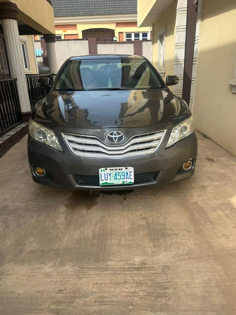 seyawere's tweet photo. AVAILABLE FOR SELL 
TOYOTA CAMRY MUSCLE 
YEAR 2010
TOKS STANDARD 
PRICE 7.5M
SETTLEMENT 200K 
LOCATION IBADAN https://t.co/tS922pwMY8