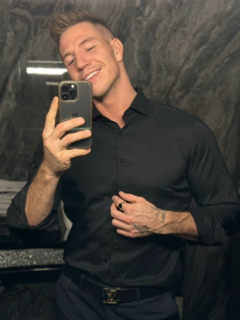 your boy martin tweet media