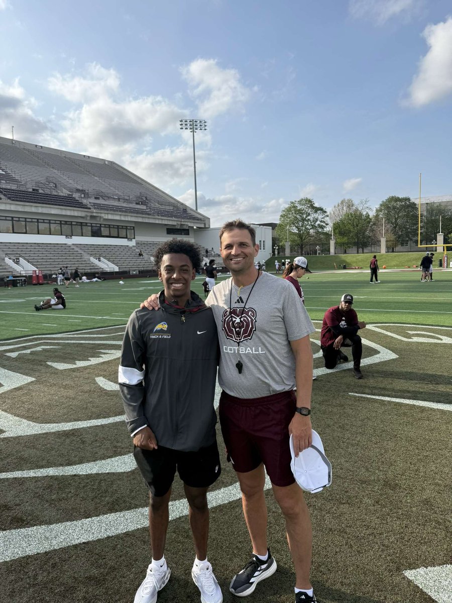 I had a great time at <a href="/MoStateFootball/">Missouri State Football</a> ! Huge thank you to all the coaches I got the chance to speak with, can’t wait to reconnect soon! <a href="/CoachJayWalker/">Jay Walker</a> <a href="/JaySaff85/">Jermaine Saffold</a> <a href="/CoachCaseyWoods/">Casey Woods</a> <a href="/DrewBartels0/">Drew Bartels</a>