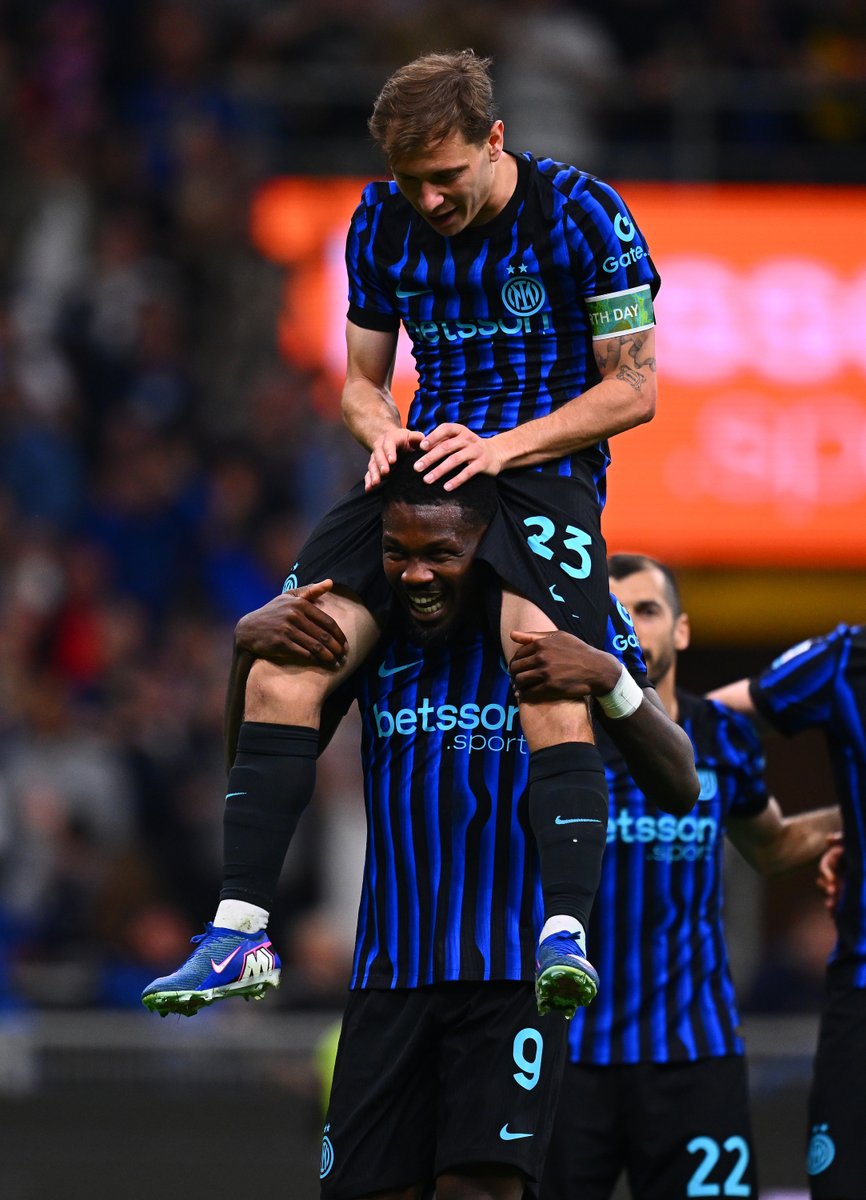 Inter tweet media