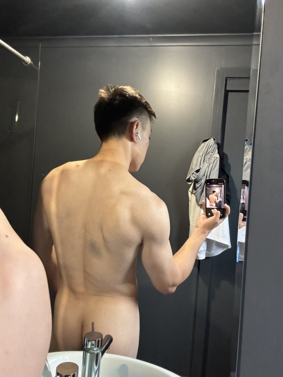 Aslowfade tweet media