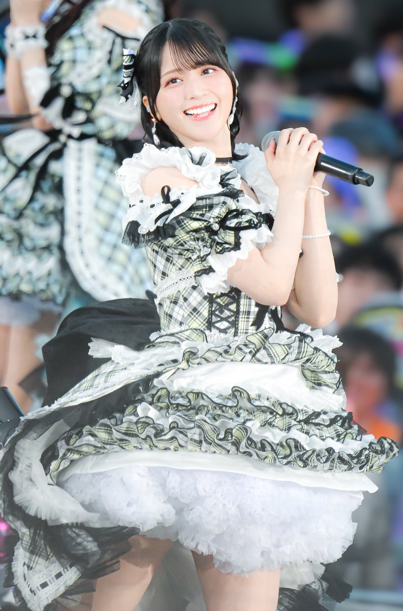 hasami16's tweet photo. ＝LOVE 8周年ツアー
「＝LOVE 8th ANNIVERSARY PREMIUM TOUR」
FINAL in 横浜スタジアム
#佐々木舞香 #イコラブ8周年ツアー 
#イコラブ_カメコ https://t.co/2V1BPBiY3S