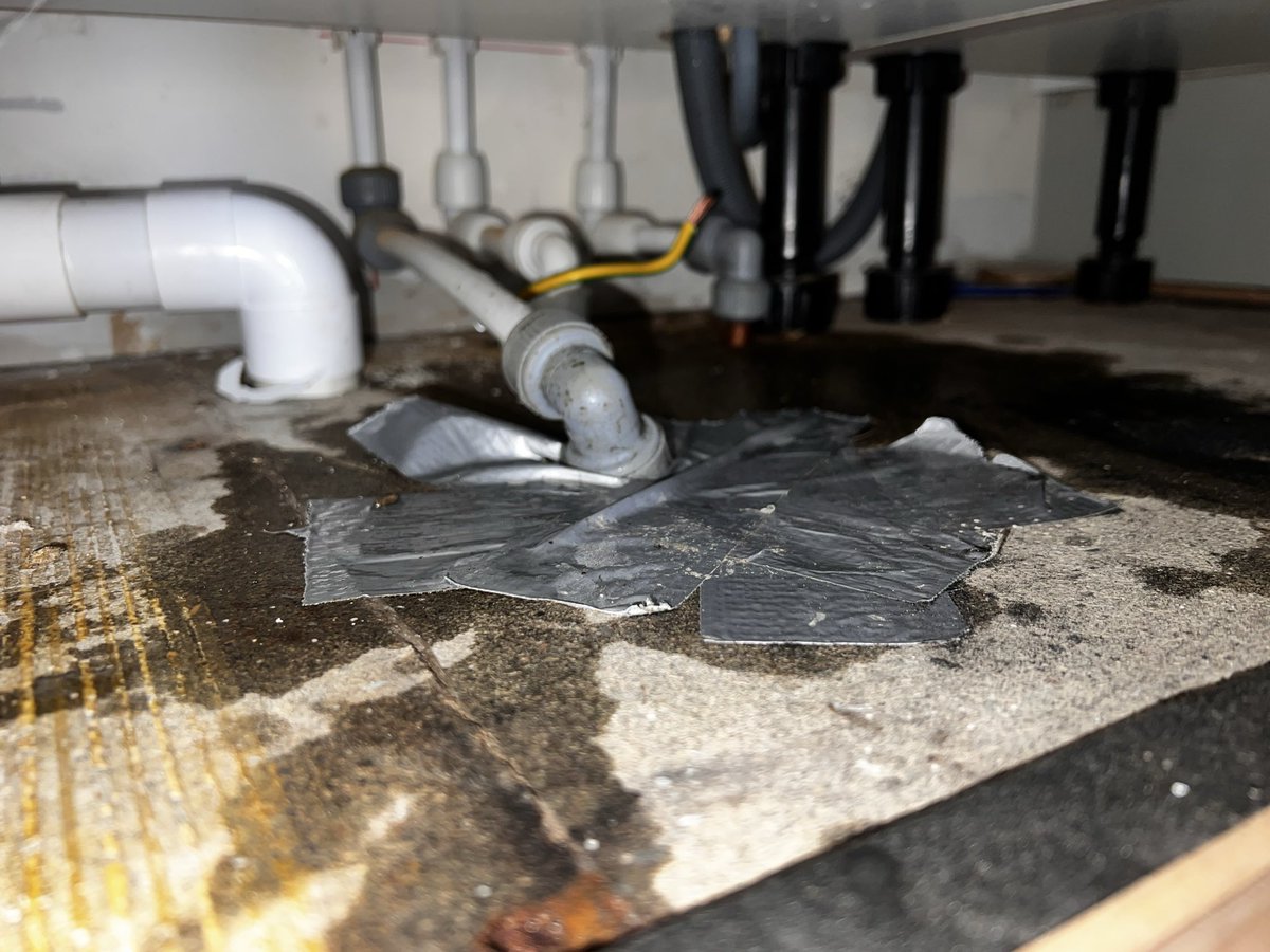 _yogaprincess's tweet photo. @currys trying to get through on the phone and go through all the options and it cuts off. How do I speak to someone? Washing machine installed this morning has leaked all under kitchen unit as not installed correctly https://t.co/ZlFHzjtJLa