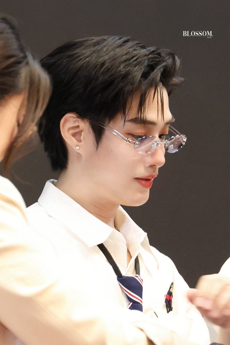 หลิง𝐁𝐥𝐨𝐬𝐬𝐨𝐦♥ tweet media