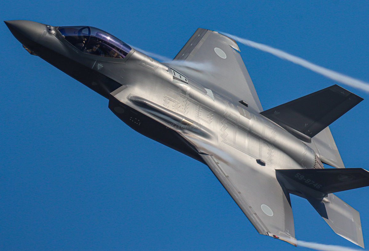 nc39 306 J50 Z naruP tweet media