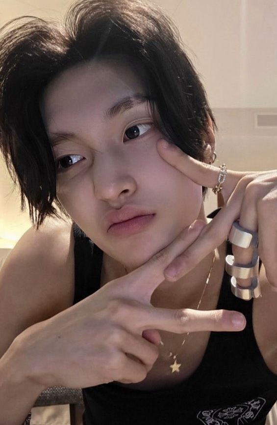 DearF69358's tweet photo. Hi, Kak Eonz! 

Day by day feels so fast and here we are on the 19th, which is our mensive date! So, happy mensiversary my one, kak Theonz Emanuellz <3 https://t.co/YtqO2bFnam