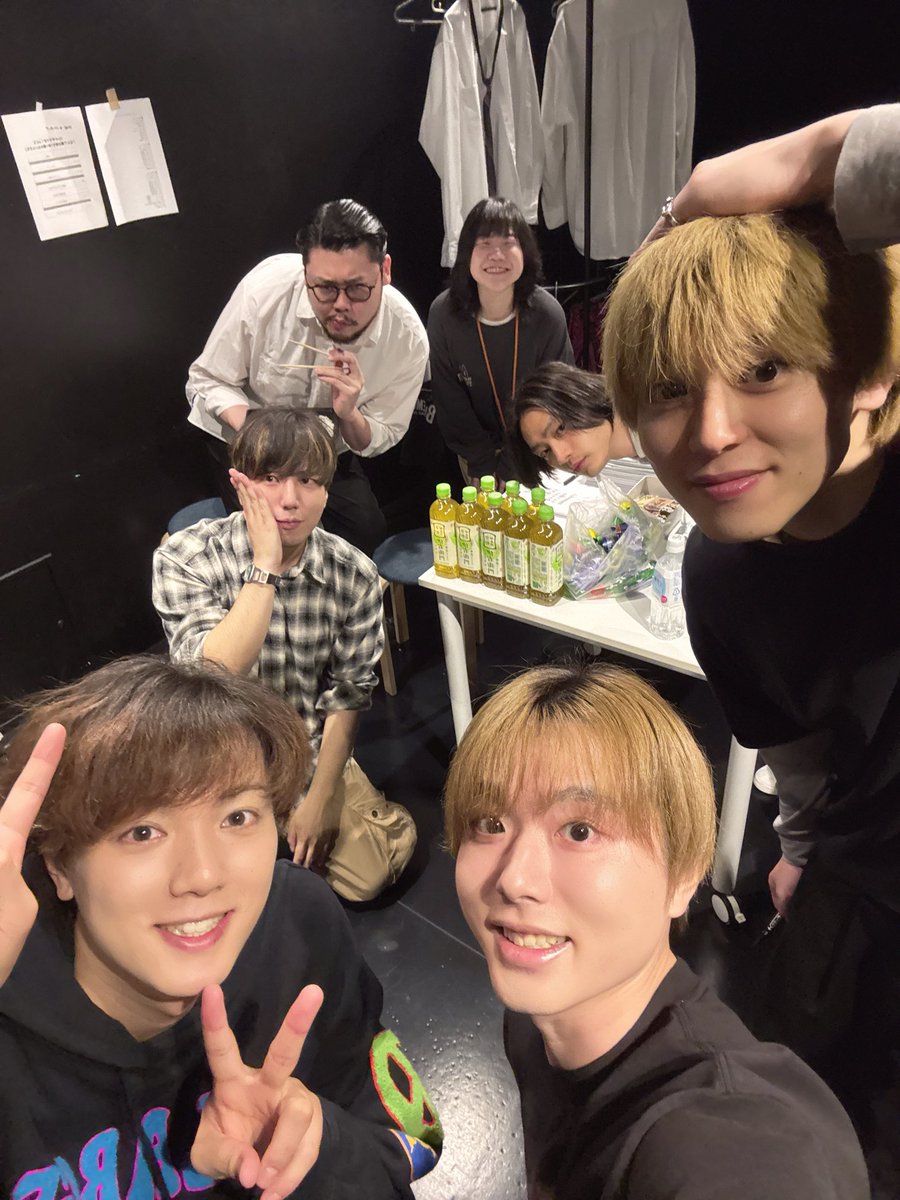 dai_mihara's tweet photo. 二日目ありがとうございました！
定点計画の御三方！亜門くん！ありがとうございました！！
またご一緒出来ますように！！ https://t.co/yq3GupRidu