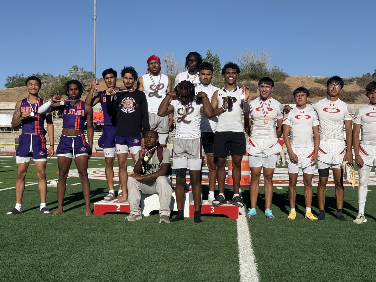 EHSTrack_'s tweet photo. On To Regionals!!! 

🥈 Boys 4x2- Jayden S. Jared V. Miguel A. Kenny J. 

With a time of 1:25.65 and new School Record!!! 

@CoachMSaldana @CoachFrontz @Apina10_ @Fchavezeptimes https://t.co/anfdVkoVcK