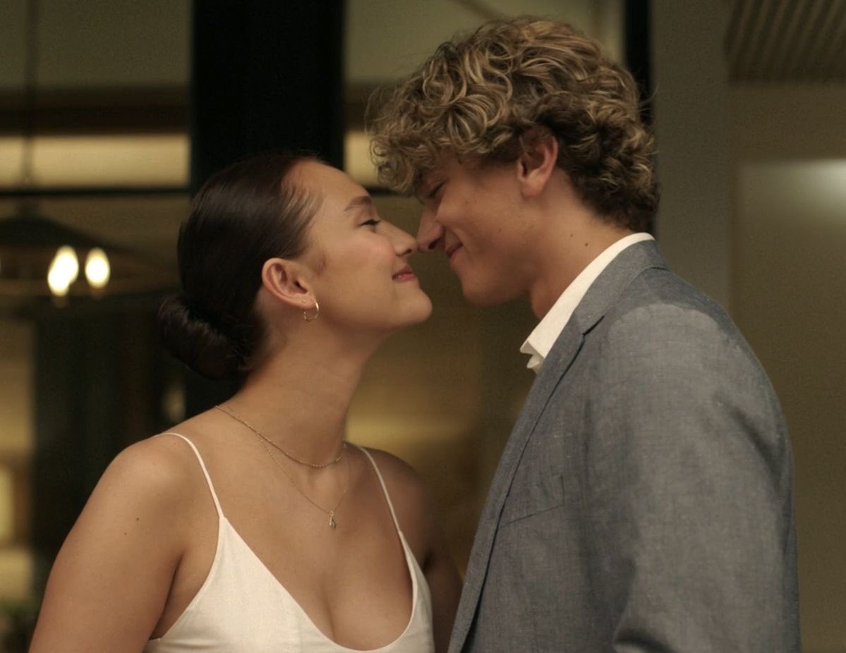 brie ✰ tweet media