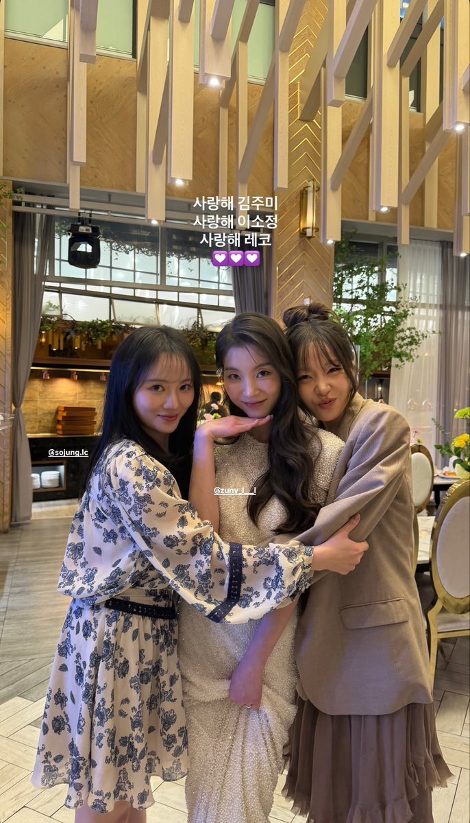 lavelying's tweet photo. our maknae 😭😭😭😭 https://t.co/FBxOoRx8SA