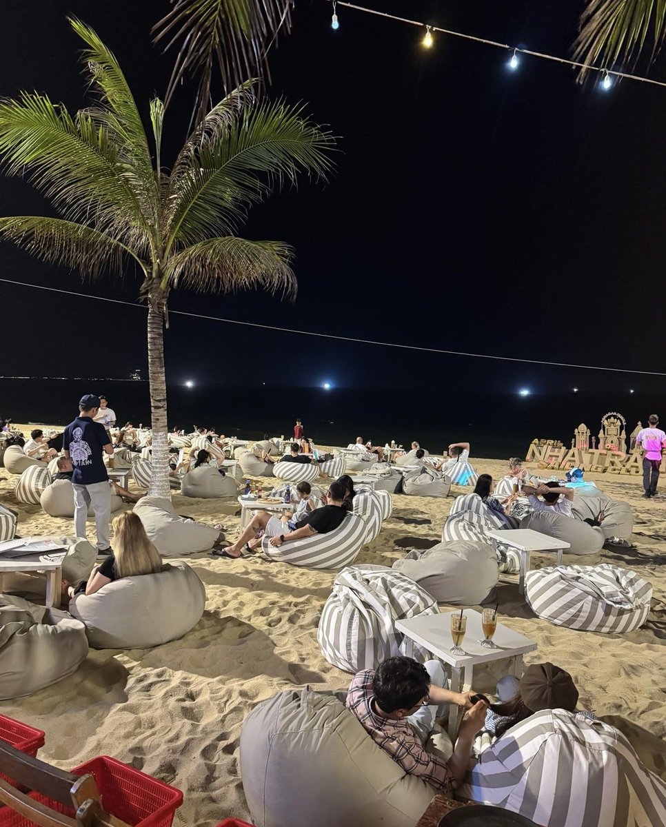 Kan kaew tweet media