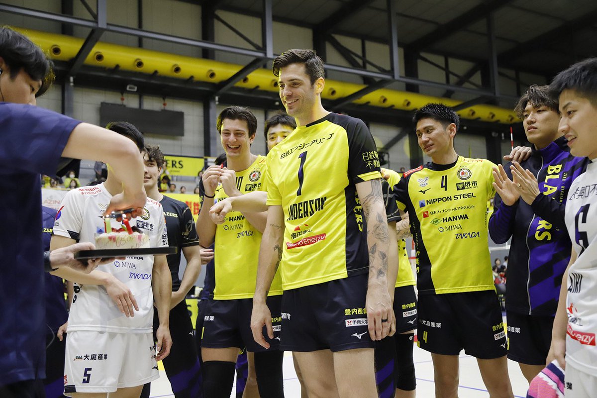 日本製鉄堺ブレイザーズ tweet media