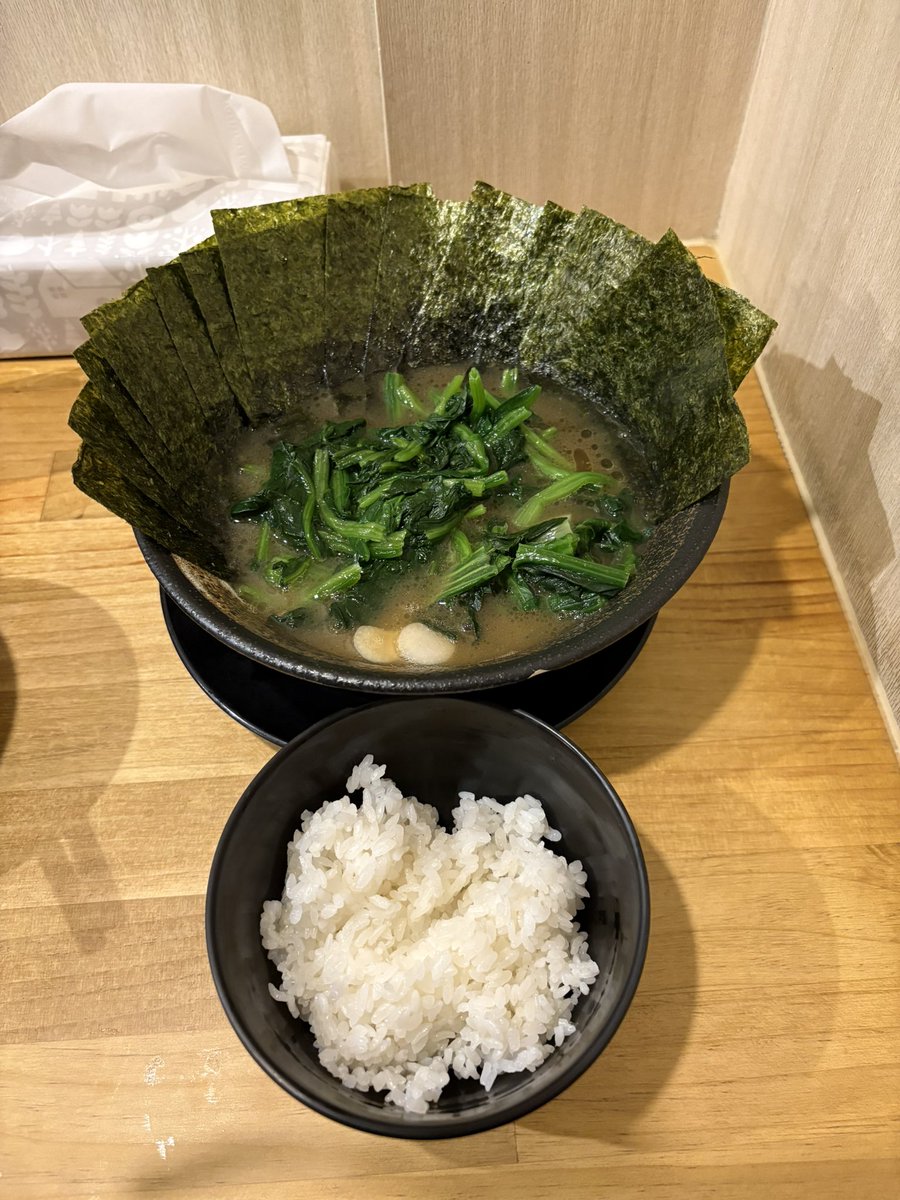 boochan. tweet media