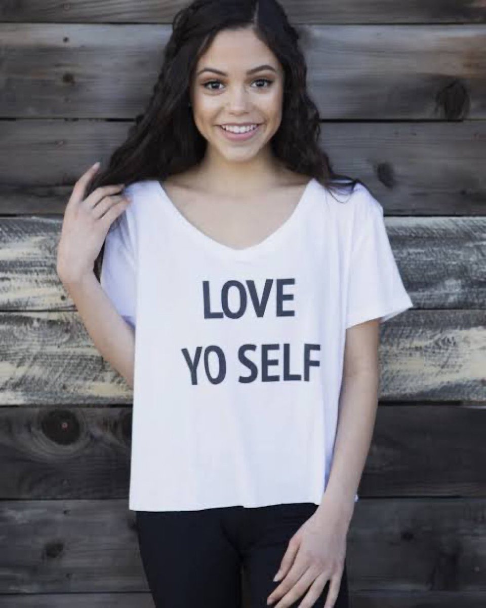 charnagh tweet media