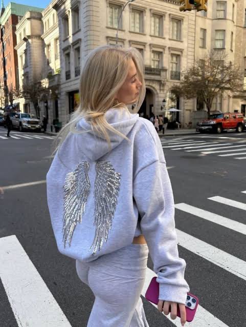 melodykittymiss's tweet image. ˚˳⟡ ฝากขาย 🧁🎀

🖐🏻🍧 ส่งต่อ #Subdued Wing Hoodie Grey xxs🪽
1500 รวมส่ง ผ่อนได้ค่า

สนใจทัก @lloknamppl

#พรีsubdued #ส่งต่อsubdued #brandymelville #ส่งต่อเสื้อผ้ามือสอง #เสื้อผ้ามือสอง #ส่งต่อเสื้อผ้ามือ2 #stylistshop #โล๊ะตู้ #ส่งต่อstylist