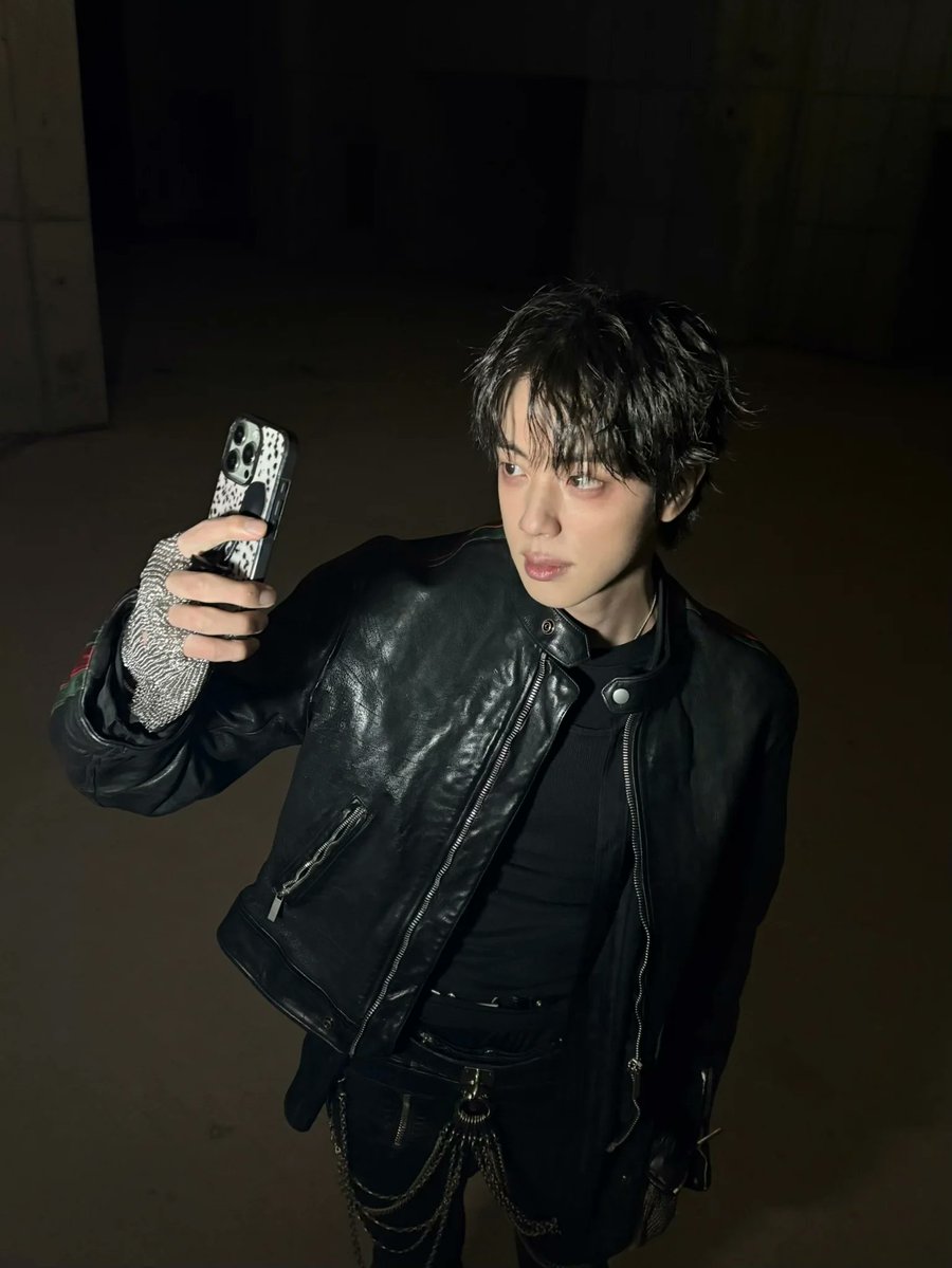 BTS Updates & Translations tweet media