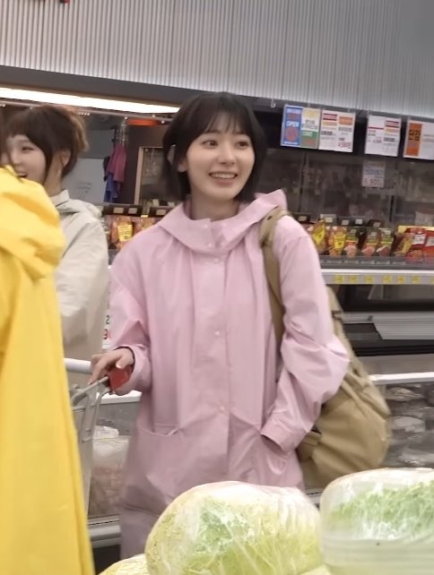 𝐣𝐚𝐣𝐚 tweet media