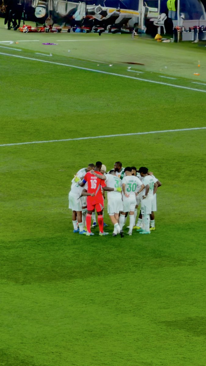 _iollw's tweet photo. قصة النخبة تبدا من هنا 💚 https://t.co/XT2Fse06UM