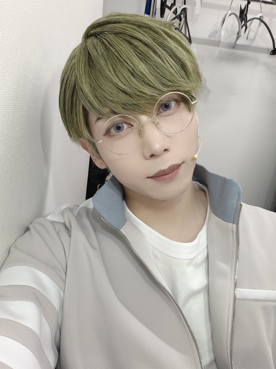 エーステ８日目☆
無事に終わりました✨
ご来場下さったみなさん、誠にありがとうございました😊

早いもので明日は東京千秋楽！！
東京最後まで駆け抜けます🌸🌻

稽古着。

#エーステ