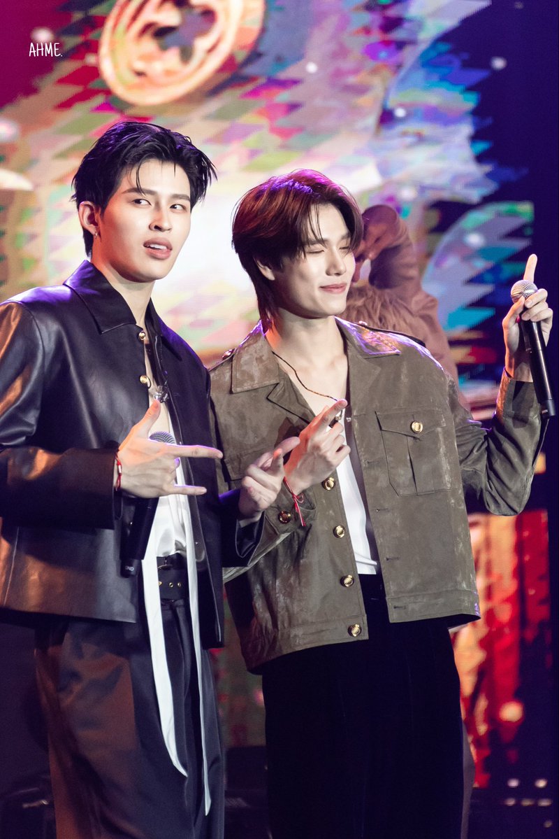 🤟🏻

#PondPhuwinRendezvousInMacau
#ppnaravit #phuwintang
#ปอนด์ภูวินท