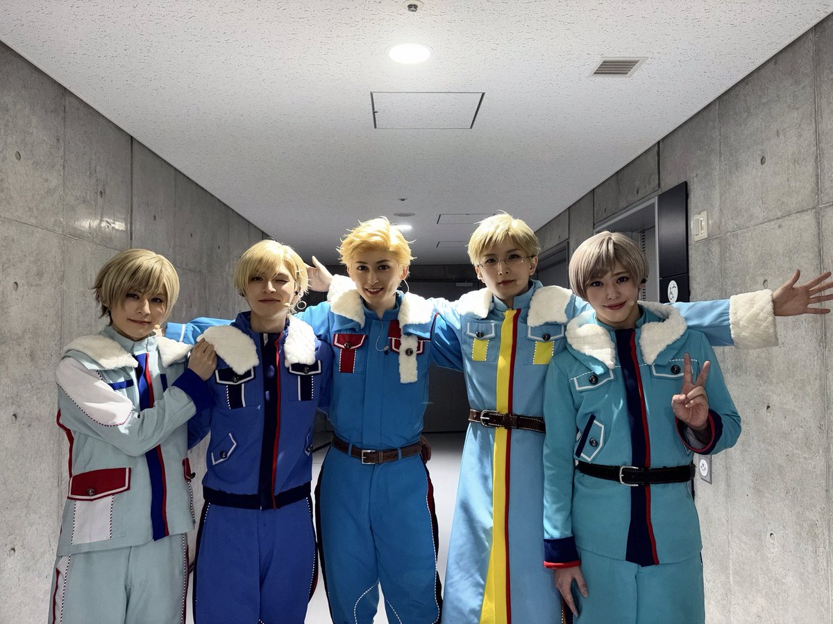 ヘタコン開幕🎶
北欧ファイブ5人で帰ってこれました‼︎
素敵な景色をありがとう。
声援.コーレスも最高でした‼︎
#ヘタミュWC