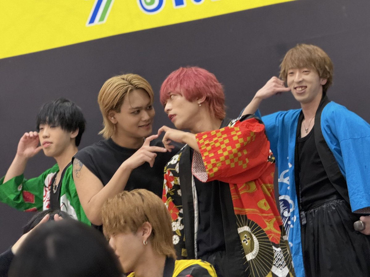 Kazoo🌙🫧 tweet media