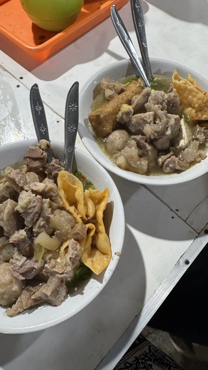 gaperna bosen makan berdua