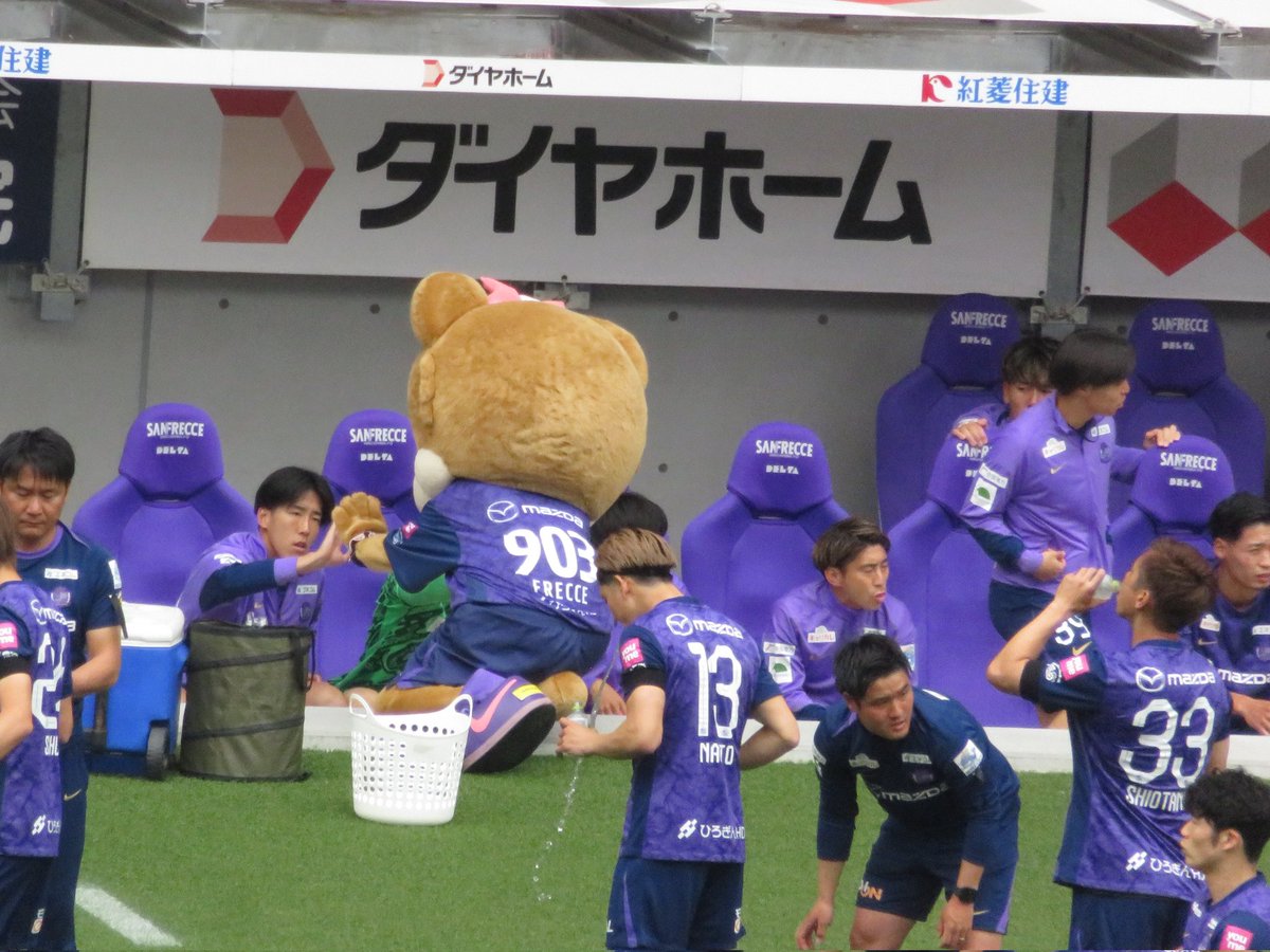 ちゃぱ🐈‍⬛ピアノ弾き真似師👑💎 tweet media