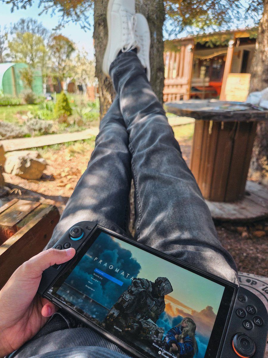 e M J a y です。 tweet media