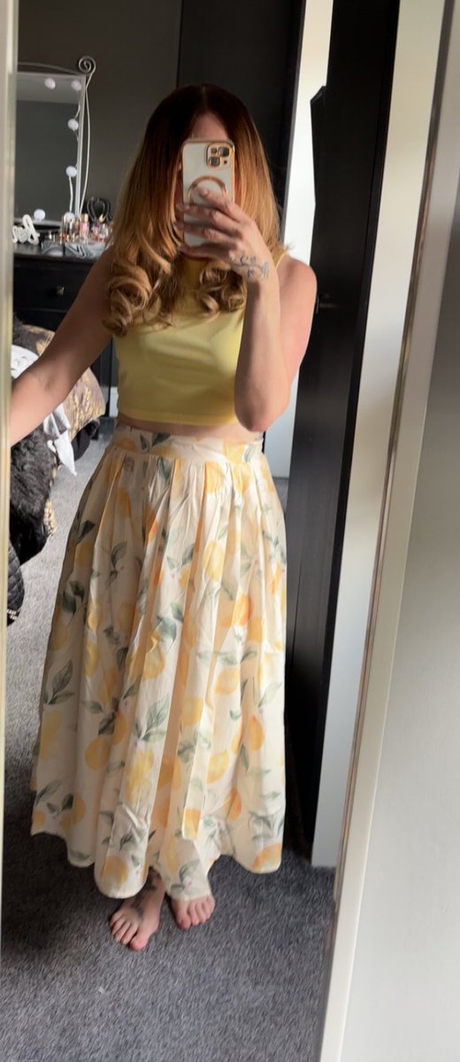 Cindef💋ckinrella 💋 tweet media