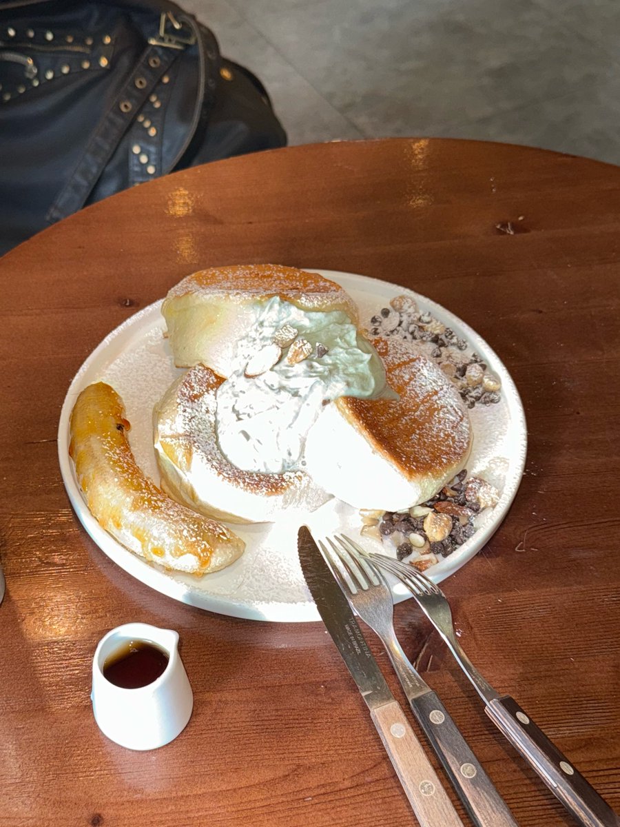 🄱🄾🄼! tweet media