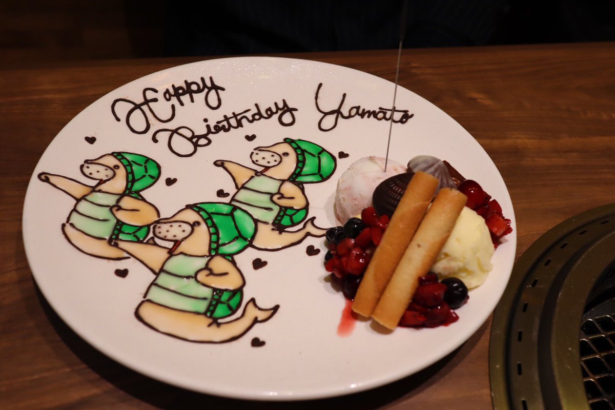 ヤマト tweet media