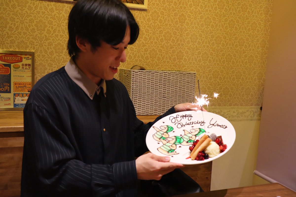 ヤマト tweet media