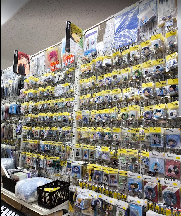 kbooks_anime's tweet image. 【OPEN】
おはようございます🌞
キャラ館開店いたしました‼

『#Free!』
『#ツルネ』

こちらのグッズのお取り扱いは池袋キャラ館です✨
買取強化キャンペーンも行ってます‼
是非お立ち寄りくださいませ(^▽^)/

#kbooks #キャラ館　池袋　乙女ロード