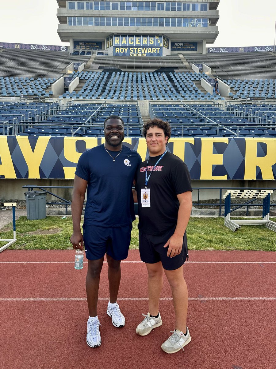44skaggs's tweet photo. Murray State’s 102nd spring game!
Huge thank you @WrightJody @COACH_BLEW &amp; @coachjimmyogle for your time. I enjoyed watching some football &amp; learning more about @racersfootball. 
@RacersFBrecruit @Alabama_Varsity @RecruitWCS @_Max_Donaldson @HallTechSports1 @ValleyFootball https://t.co/afTWtOJiZa