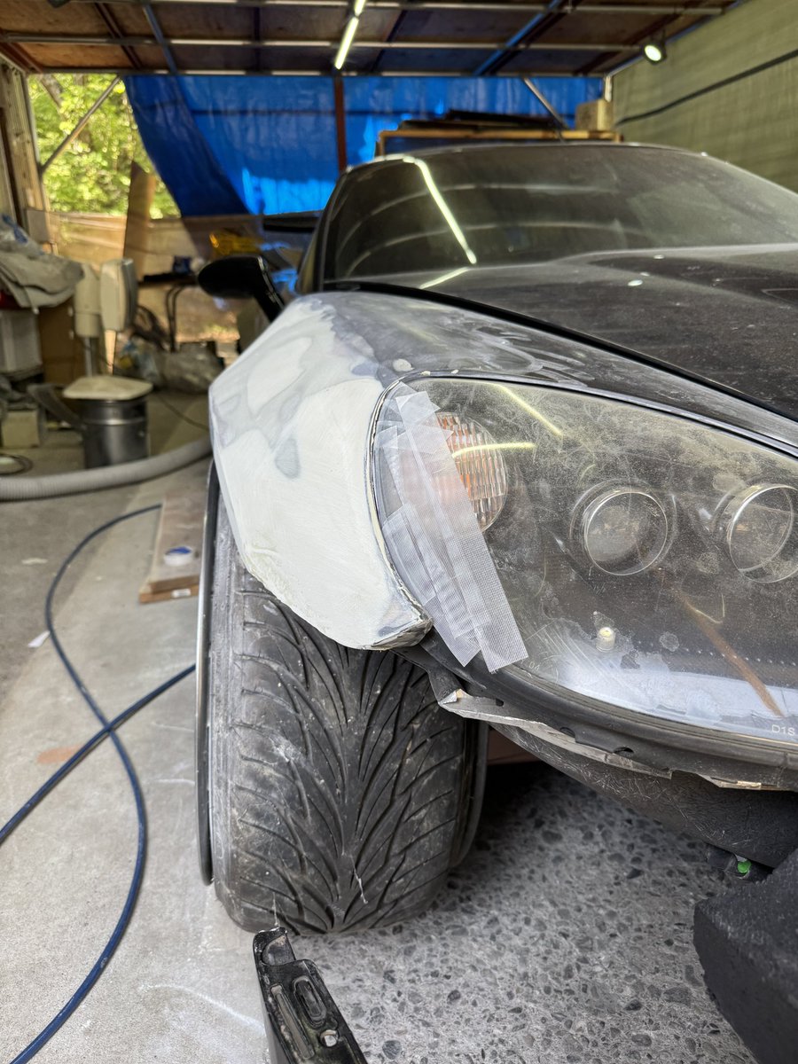 jzx100aubiface's tweet image. 良いんじゃね🤔

パテ３回目

次は作るのは後ろブリスターにしてみようかな🤔

てか…

材料が無駄に手に入りにくい😂

コルベットと
3104フェンダータイプD

の分は確保したけど…

その後は分からない😂

#ガゼルパンチ
#corvette
#コルベット
#C6