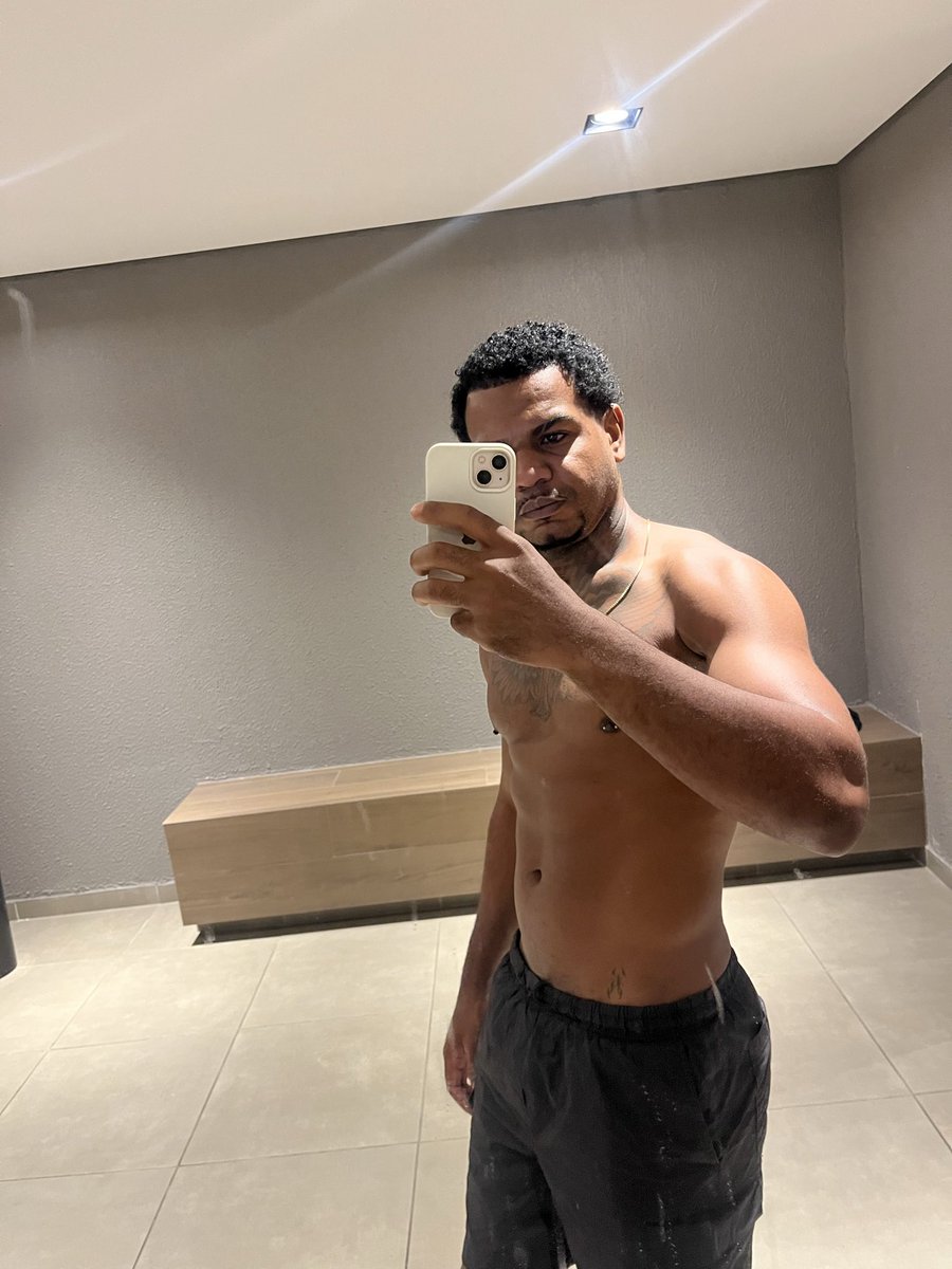 DuuBlack3's tweet image. Provou do negão, viciou.. 🎶🦍🖤

#preto #negão #black