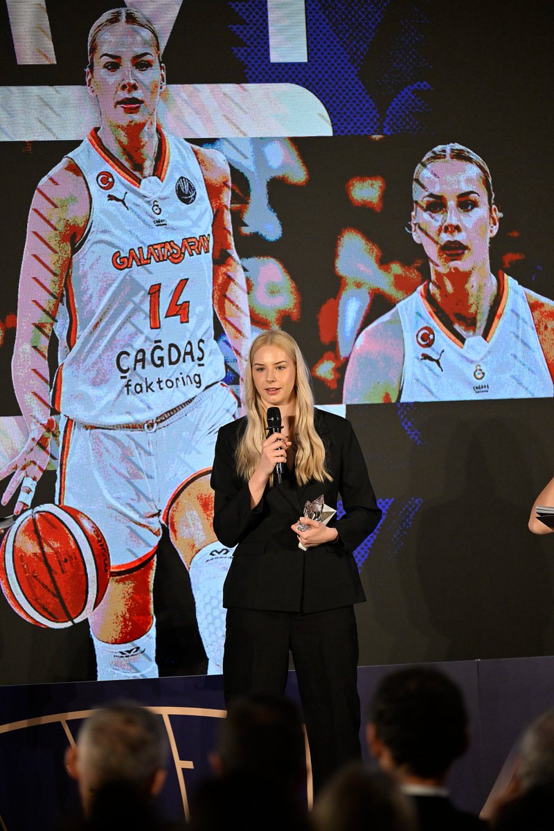 Basketbol Kadınlar Euroleague'in en değerli oyuncusu Galatasaraylı Dorka Juhasz seçildi.