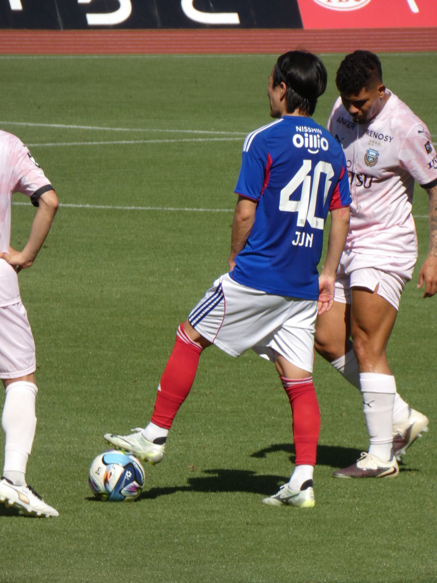 やすたか tweet media