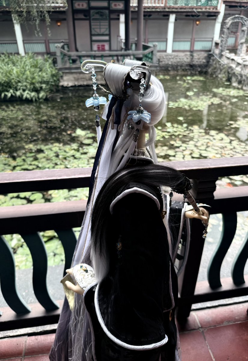 感謝<a href="/sunminjen/">敏珍好想見陛下🥹</a> 帶著她的玄蒙談出來拍拍！！！🥳🥳🥳
談談真的好好看喔，每個角度都有不同的感覺，但有的角度感覺很不談（？神秘～🤣🤣🤣
但可惜天色不好，我們又只有手機，照片不是降畫質就是直接糊了～以後補個反光板應該會好一點～🫠🫠🫠