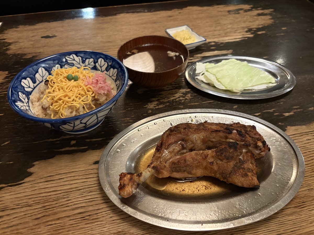 えきてつ tweet media