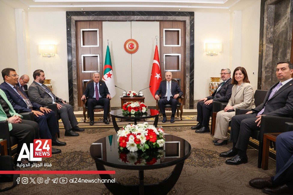 AL24Francais's tweet image. #Images: Le président de l'Assemblée populaire nationale Brahim Boughali  reçu , par le président de la Grande Assemblée nationale de Turquie, Numan Kurtulmus, en marge des travaux de la 152e Assemblée générale de l'Union  interparlementaire.

#Parlement #UIP #réunion