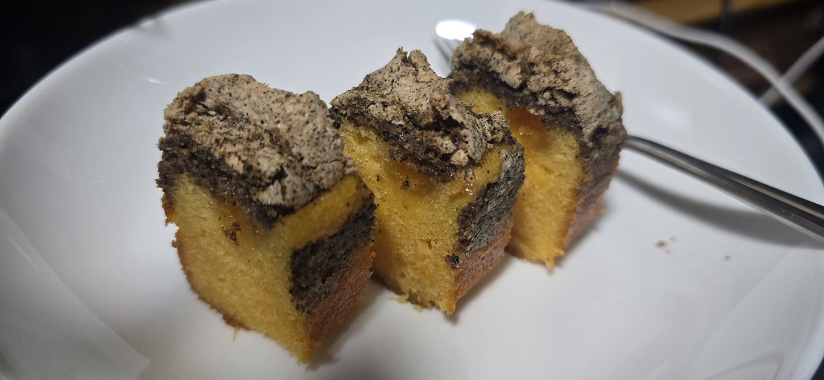 せしり tweet media