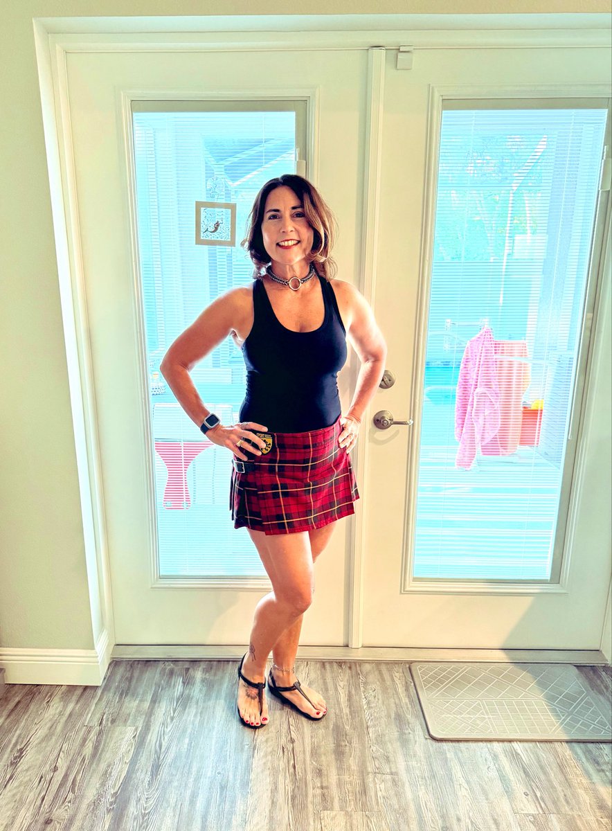 CarissaDumond🌺🧜‍♀️💙💪Happy Girl! tweet media